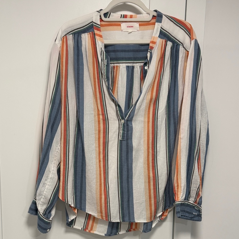 XiRENA Multicolor Striped Blouse